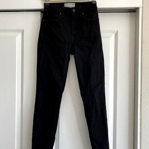 Everlane High Rise Curvy Black Jeans (Size 24)